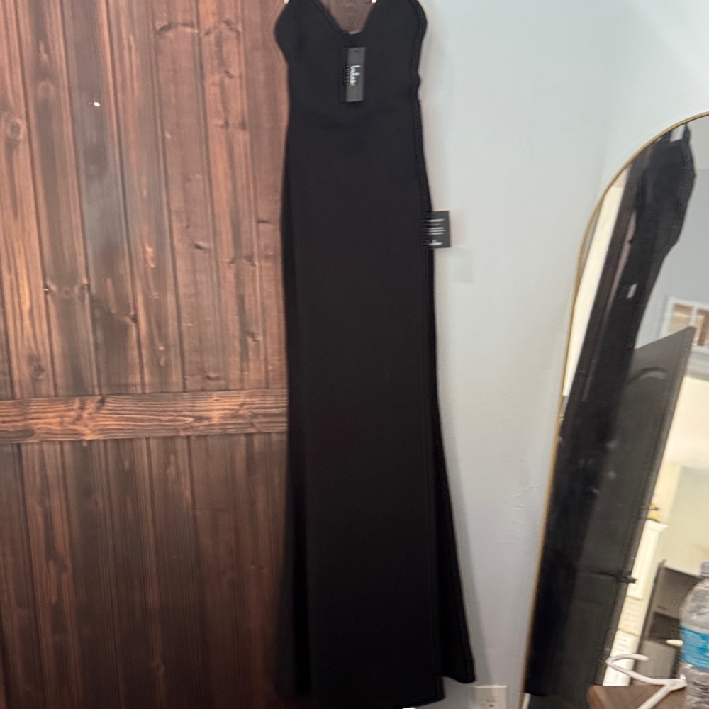 Lulu's Classic Black Maxi Dress